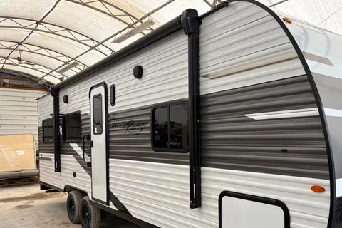 Savanaha's Highland Ridge RV Open Range 263th Toy Hauler Hauler