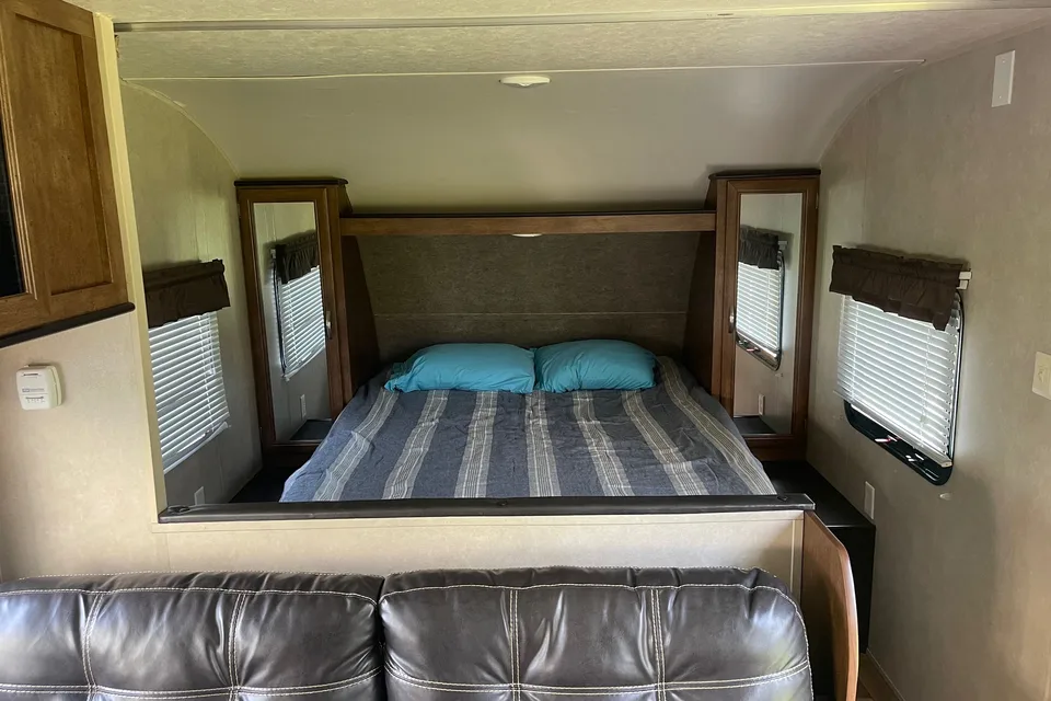 Fantastic Forest River 261BHXL Travel Trailer