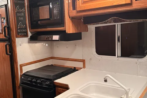 sherwyn's Ford cutaway Class C