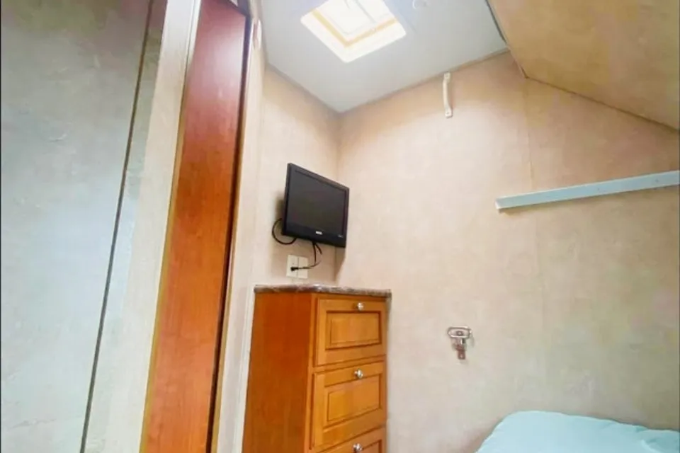 Rare 2 bedroom Motorhome - Bunkhouse - Forest River Georgetown - Class A