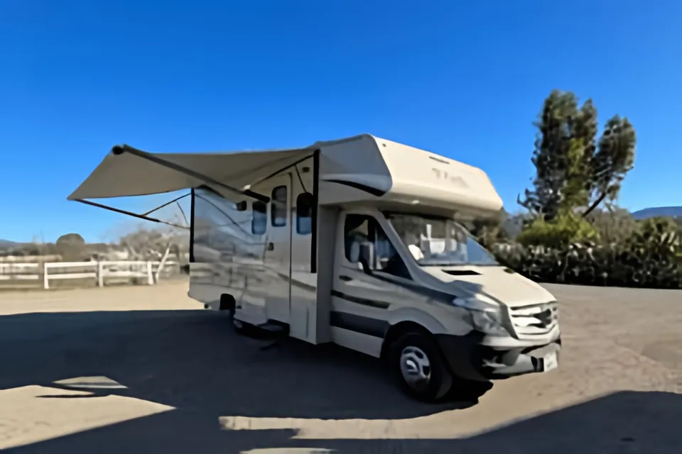 Mike's 2022 Coachmen RV Prism Elite 24FS 2022 Coachmen RV Prism Elite 24FS Class C