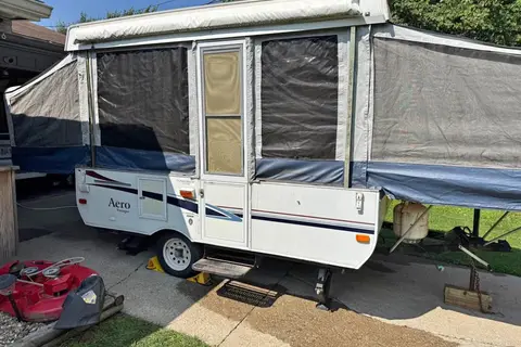 Alyssa's Aero Voyager Tent Trailer