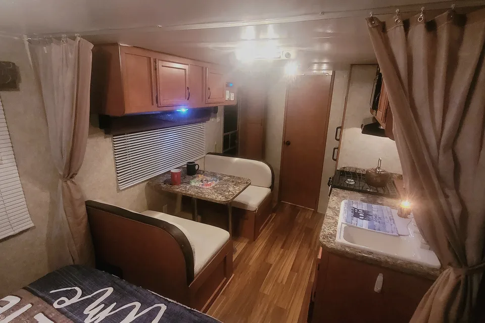 Cozy Gulf Stream Conquest