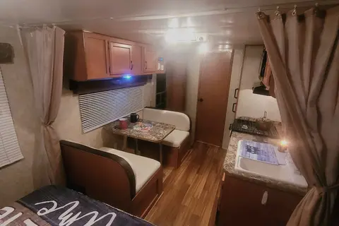 Cozy Gulf Stream Conquest