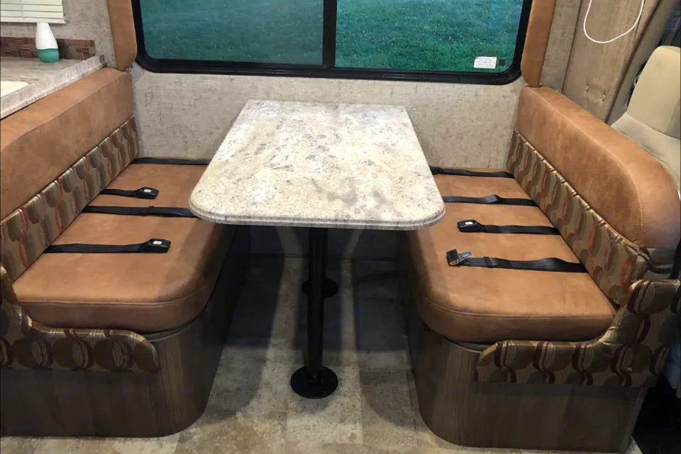 Coachmen Freelander RV