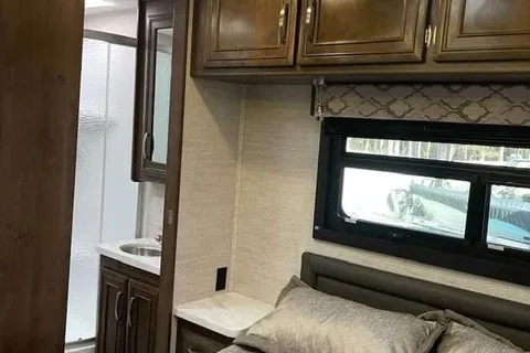 Jayco RedHawks  Ford 450 Class C