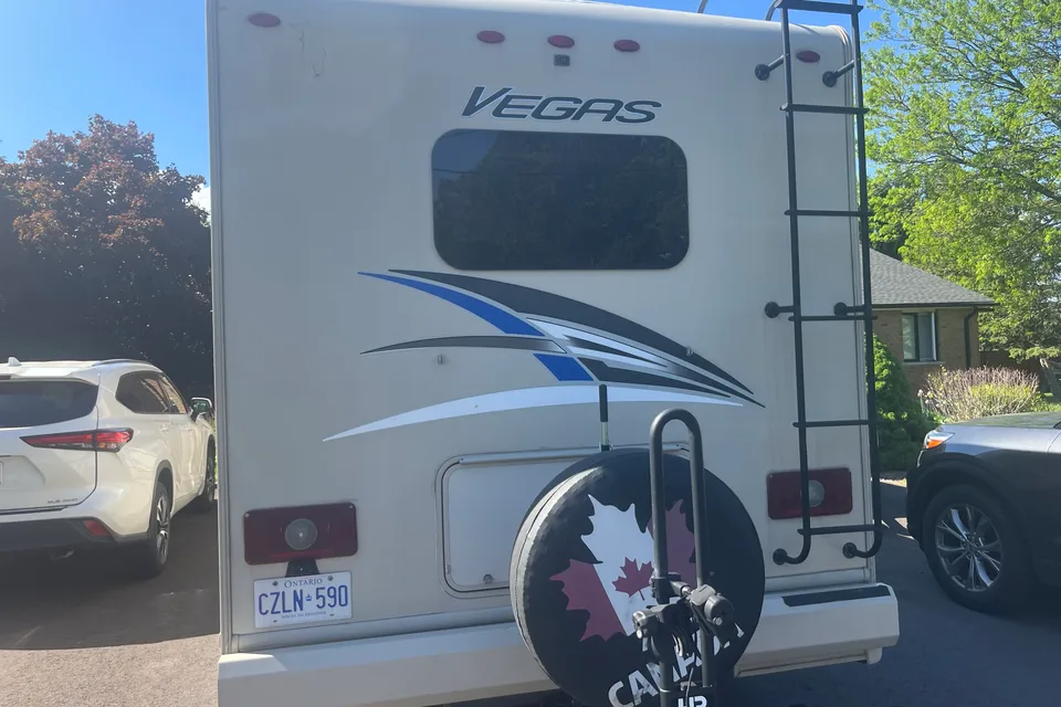 ALAN's Thor Motor Coach Vegas Class A