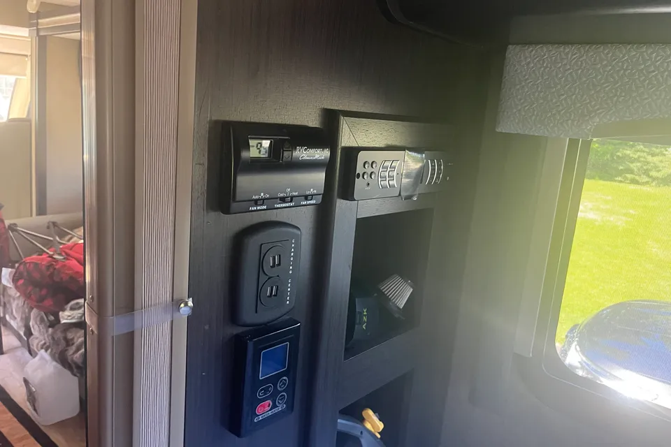 ALAN's Thor Motor Coach Vegas Class A