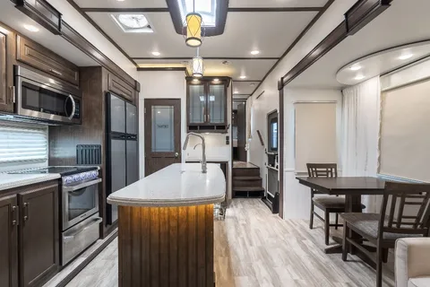 Grand Design solitude Fifth Wheel
