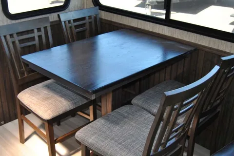 Grand Design solitude Fifth Wheel