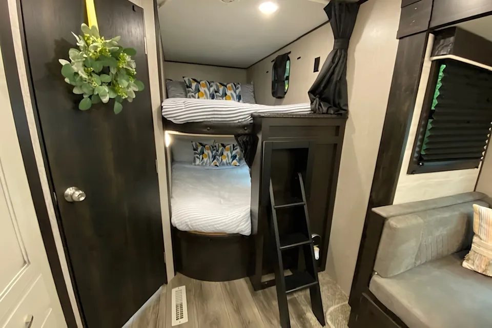  Jayco Jay Flight 28BHBE "Infinity"