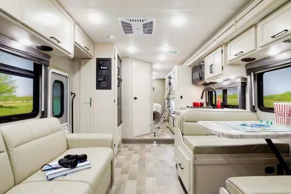 "The Chateau" - No Mileage Fees