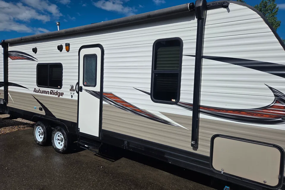 Chris's Starcraft Autumn ridge Travel Trailer