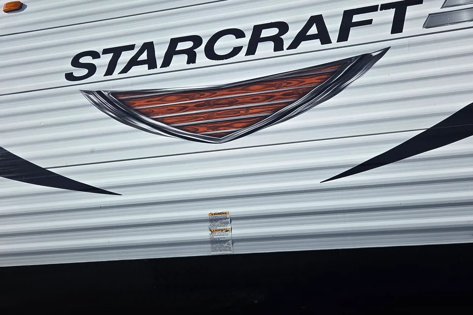 Chris's Starcraft Autumn ridge Travel Trailer