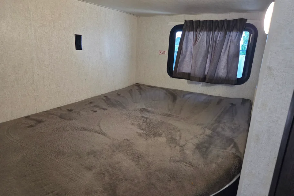 Chris's Starcraft Autumn ridge Travel Trailer
