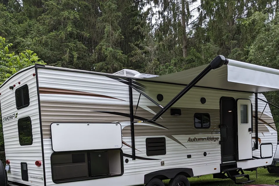 Family Fun 2 Autumn ridge Travel Trailer