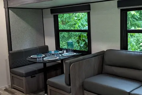 Family Fun 2 Autumn ridge Travel Trailer