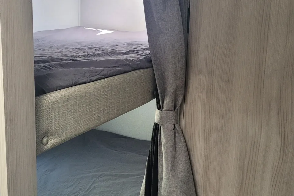 2025 Della Terra | Sleeps 6 | King Bed + Bunks | Family Friendly