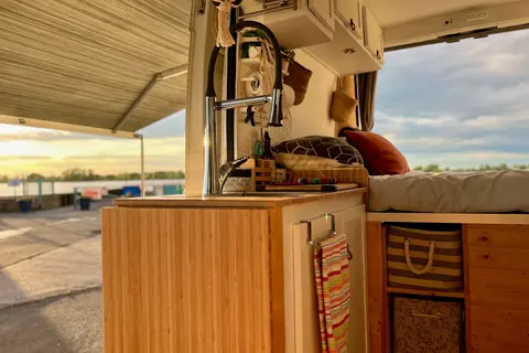 Béluga, Ram Promaster 2500