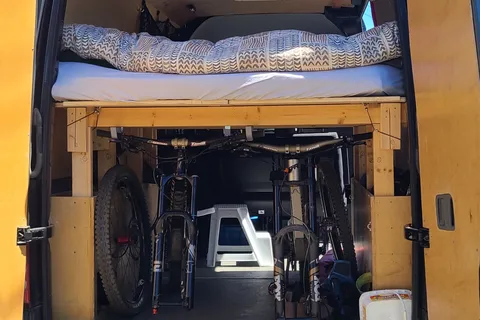Blue Hawk 2 - Sprinter Campervan