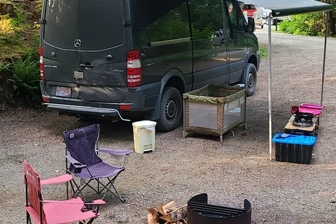 Blue Hawk 2 - Sprinter Campervan