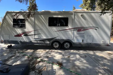Home on Wheels Alpenlite Aspen Travel Trailer