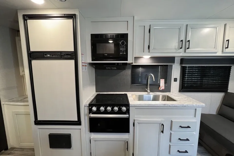 Family Friendly Midsize Travel Trailer