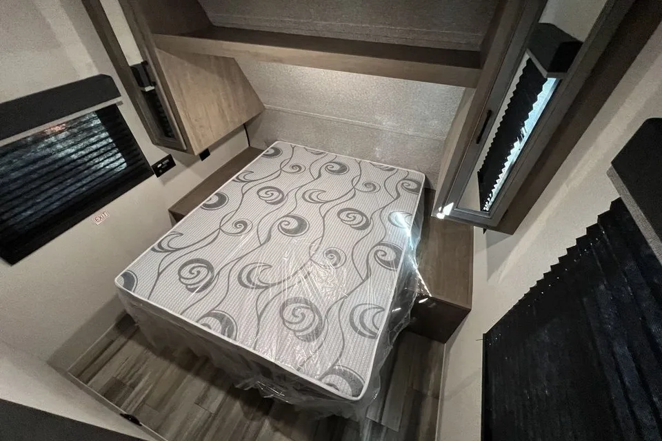 Family Friendly Midsize Travel Trailer