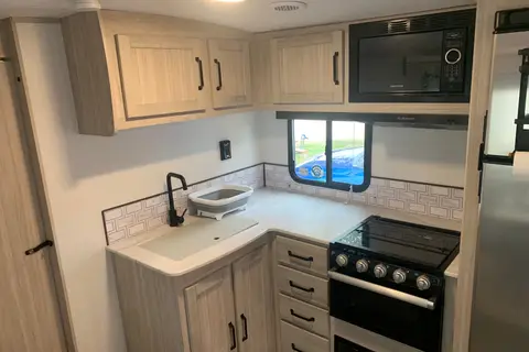 Shadow Cruiser Travel Trailer