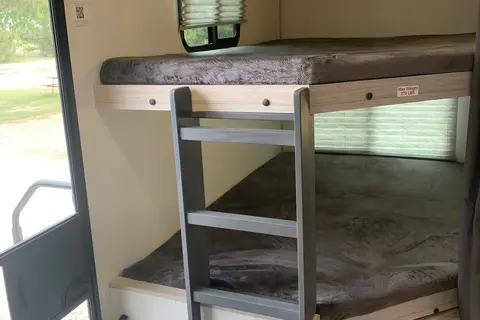 Shadow Cruiser Travel Trailer