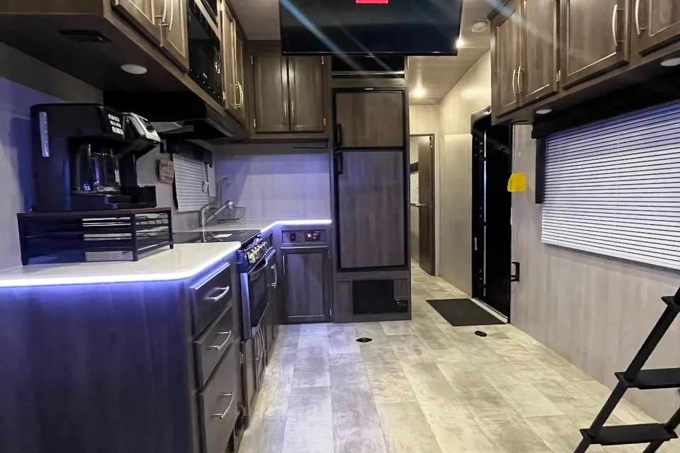 Michael's Genesis RV Vortex Travel Trailer