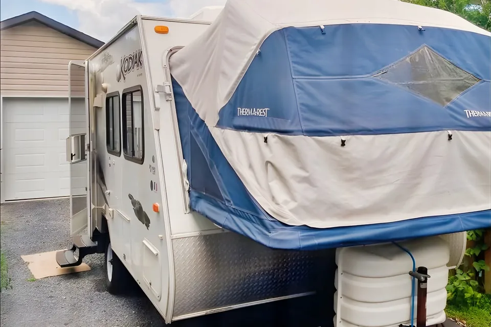 Elvis' Dutchmen 160 Kodiak Hybrid
