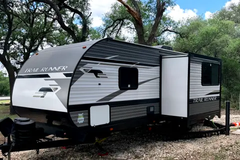Buc-ee's Themed! 2023 Heartland Trail Runner (10% off for Mil/Vet/LEO)