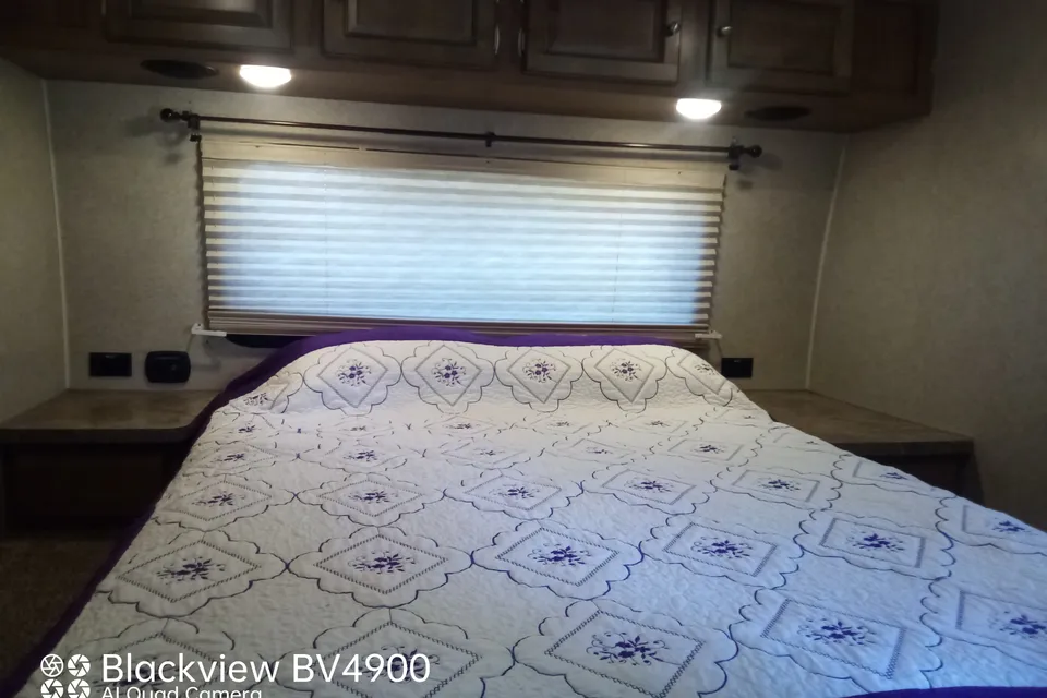 ""ROCKWOOD SOLID"" With A Very Spacious Living Area...