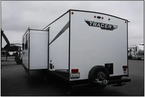 Tracer 260BHSLE - Compact Elegance!