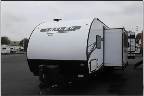 Tracer 260BHSLE - Compact Elegance!