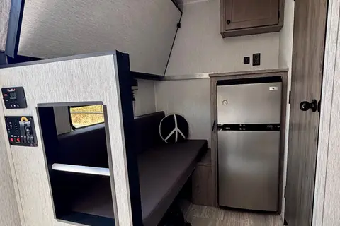 Blue Zeus, Sun lite Sport 2025 Travel Trailer