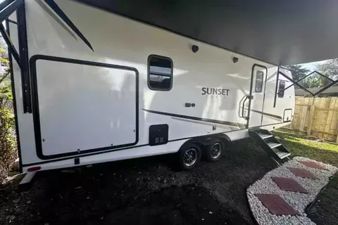 Anquenita's Sunset Park RV 2024 Travel Trailer