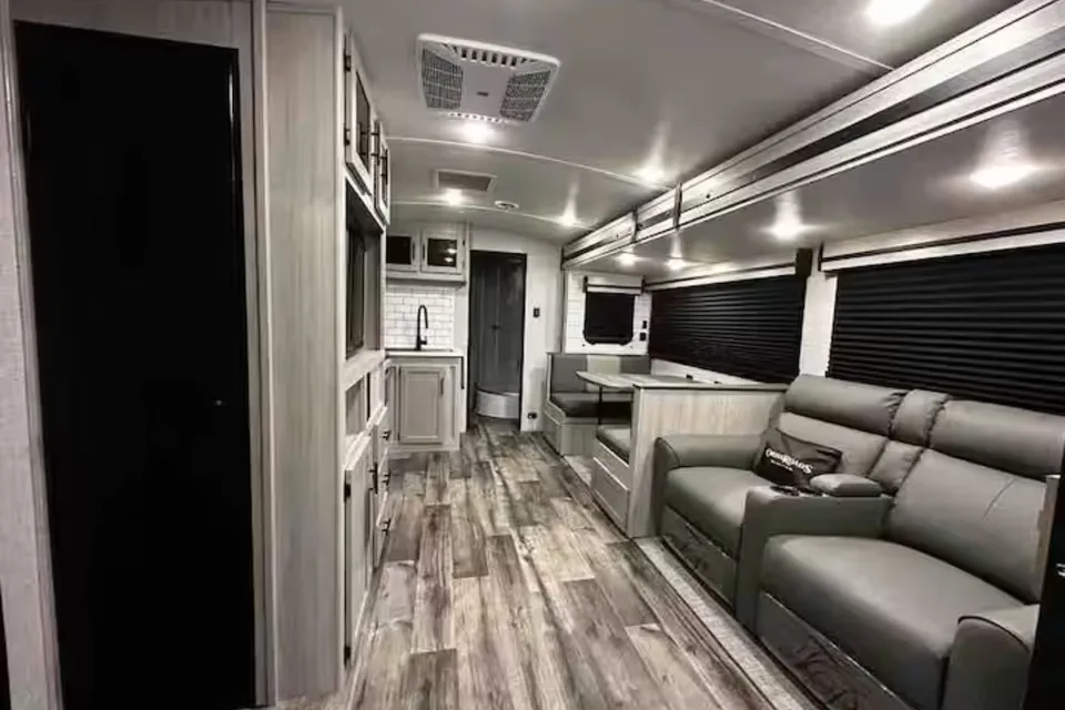 Anquenita's Sunset Park RV 2024 Travel Trailer
