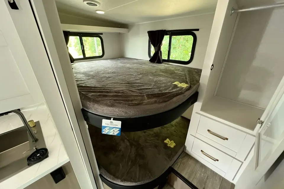 Justin's Jayco Eagle 29DDB Fifth Wheel