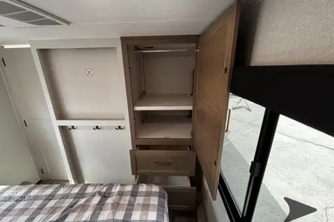 Justin's Jayco Eagle 29DDB Fifth Wheel