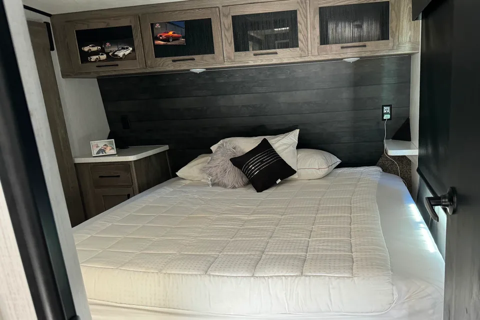 Sunflower RV Rentals Heartland Road Warrior Fifth Wheel