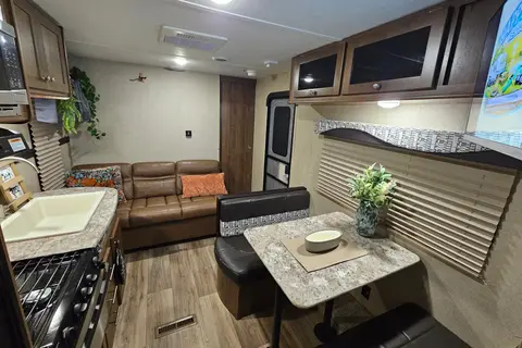 Happy Life Rentals' Aspen Trail 2710BH