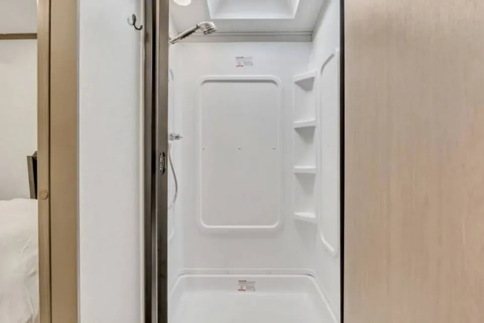 Keystone Travel Trailer w Satellite TV and 5G WIFI