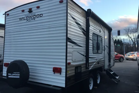 DEBBIE's Forest River Wildwood XLite 171RBXL Travel Trailer