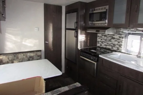DEBBIE's Forest River Wildwood XLite 171RBXL Travel Trailer