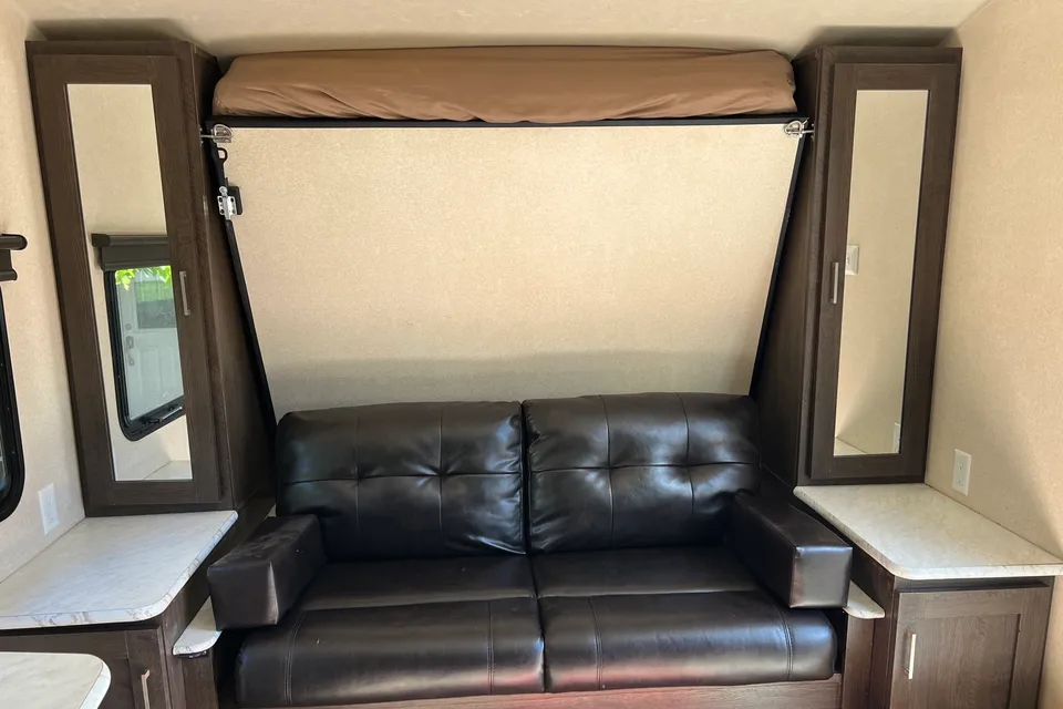 DEBBIE's Forest River Wildwood XLite 171RBXL Travel Trailer