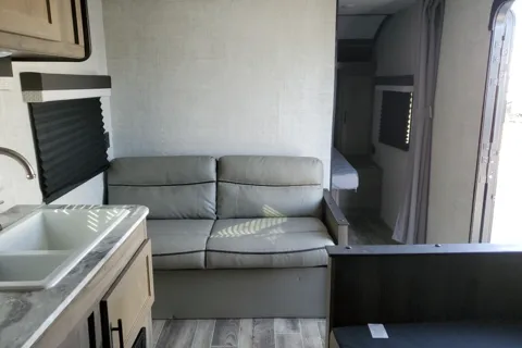 Bobby's Gulf Stream Ameri lite 241rb Travel Trailer