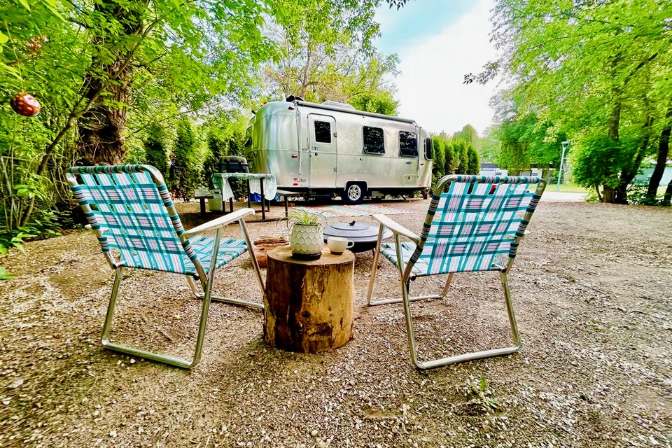 Airstream Glamping: Nomadic Bambi