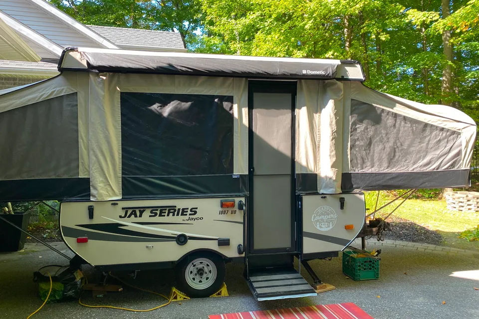 Nightingale's 2016 Jayco Tent Trailer